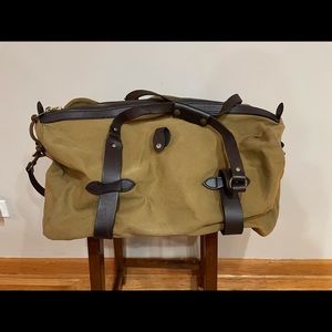 Filson Medium Duffle